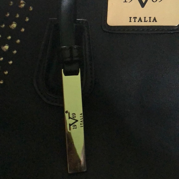 Versace - Picture 4 of 4